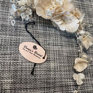 Cream Floral Hair Comb